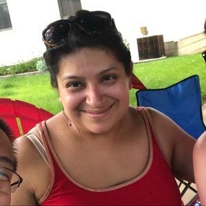 Meet your Posher, Sarah